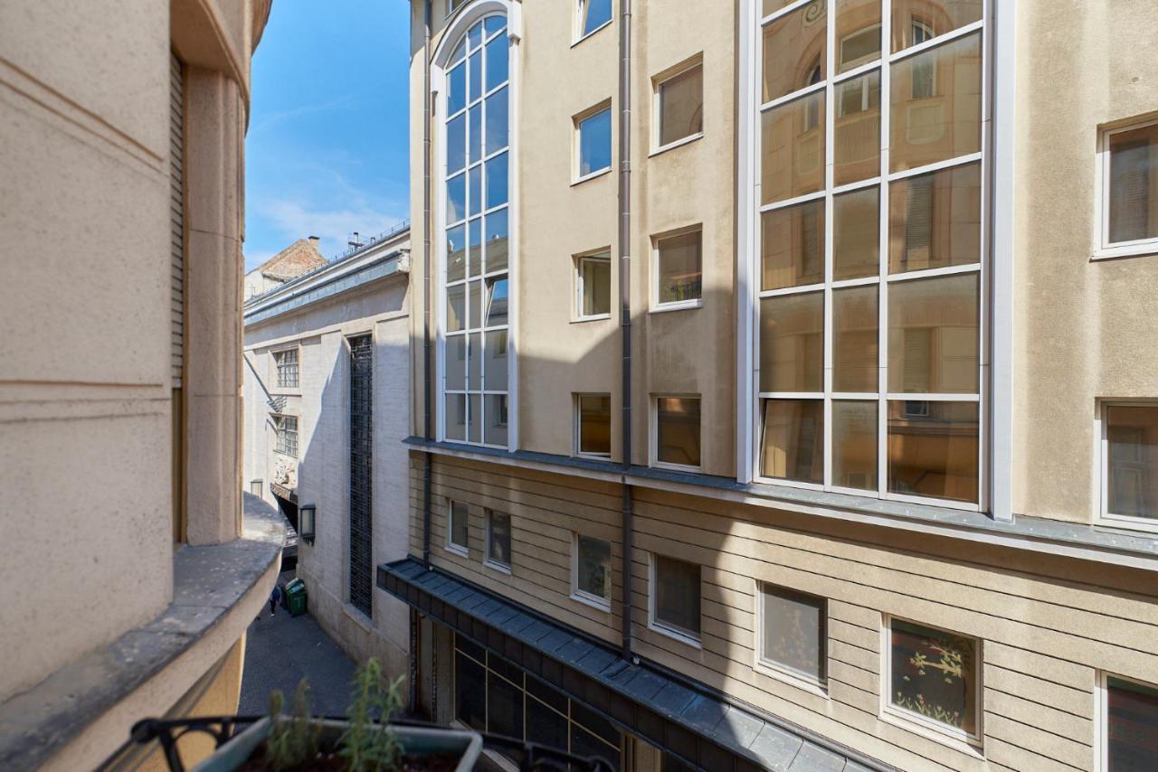 Budapest Downtown W18 — Photos 3